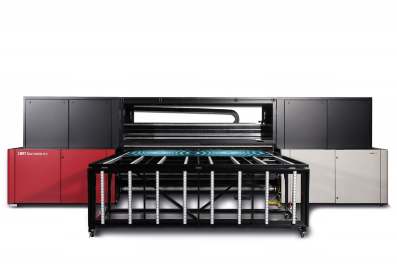 jeti-tauro-h2500-led-1200x800-800x533-1